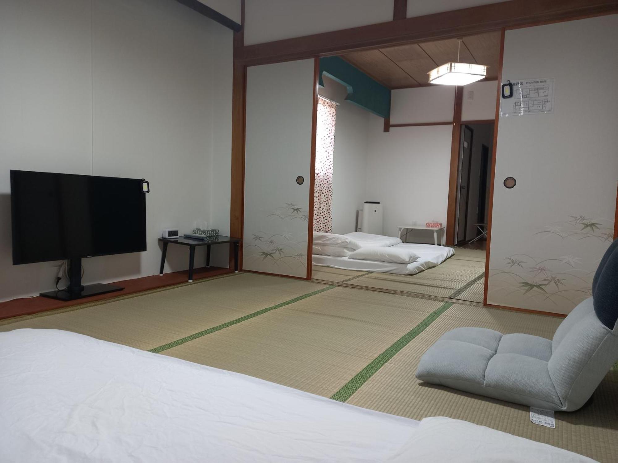 Lucky House Guest House Osaka Exterior photo